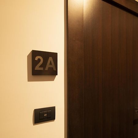 Domus Altana Hotel Napels Buitenkant foto