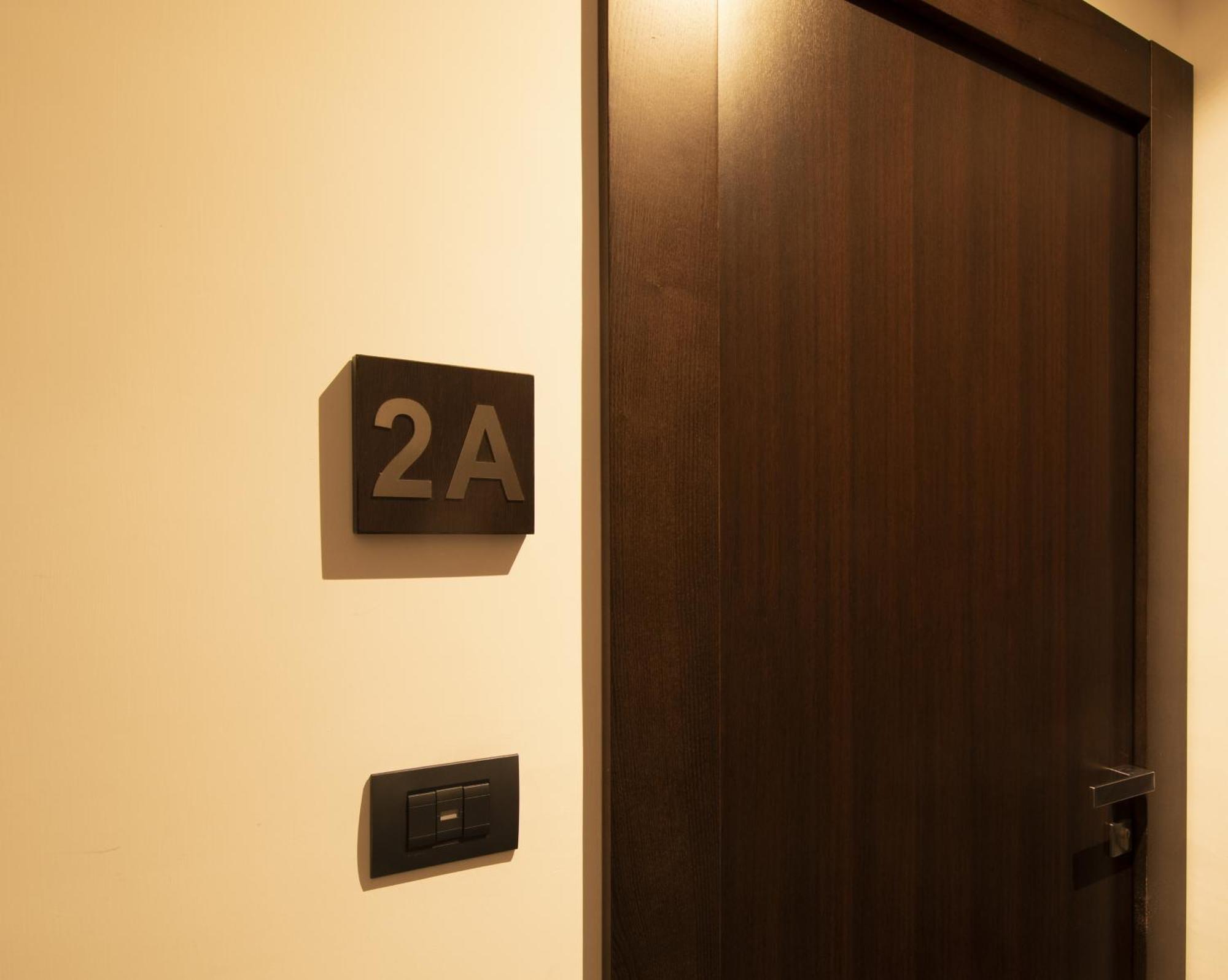 Domus Altana Hotel Napels Buitenkant foto